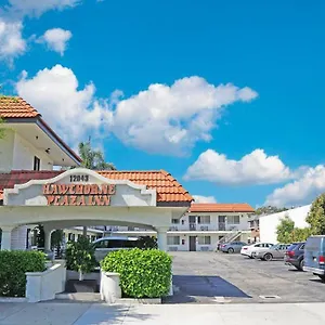 ** Motel Plaza Near Lax États-Unis