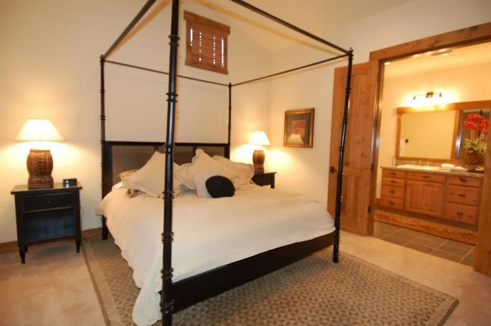 ****  Snowcreek Resort Vacation Rentals Mammoth Lakes USA